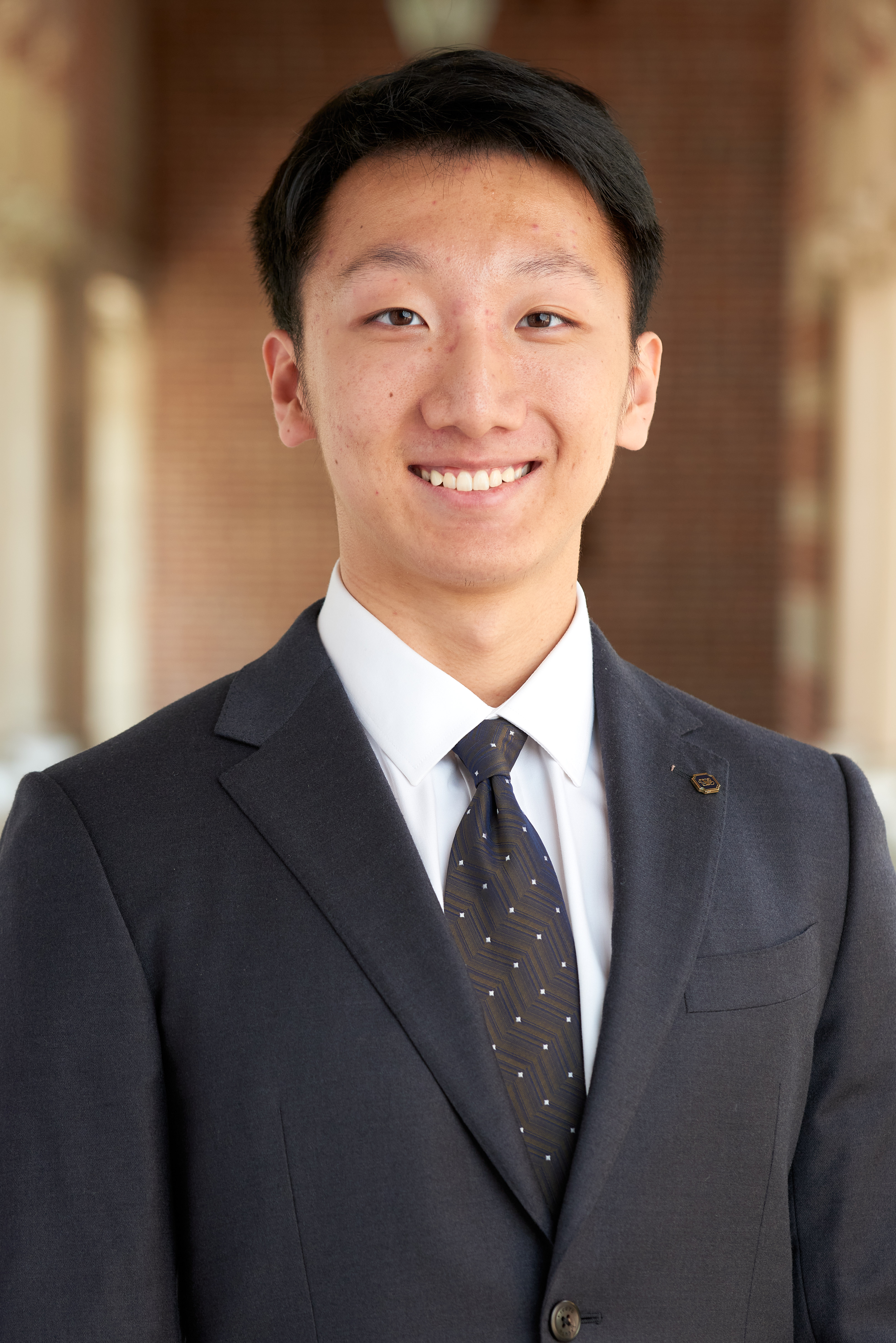 Zhiwei Guo